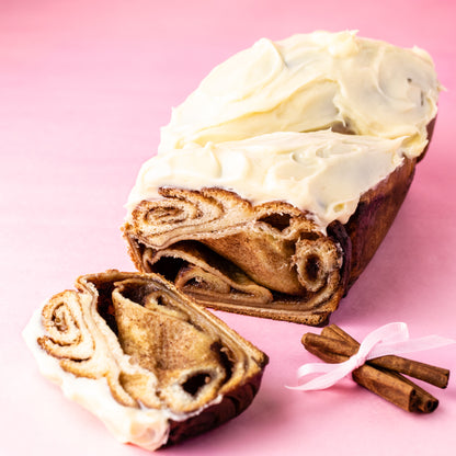 cinnamon roll babka